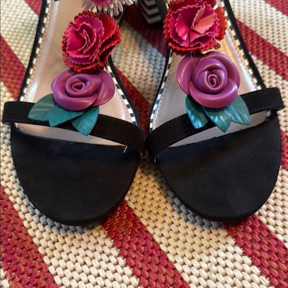 Betsey Johnson Andey Black and Purple Floral Sandals - Picture 8 of 10